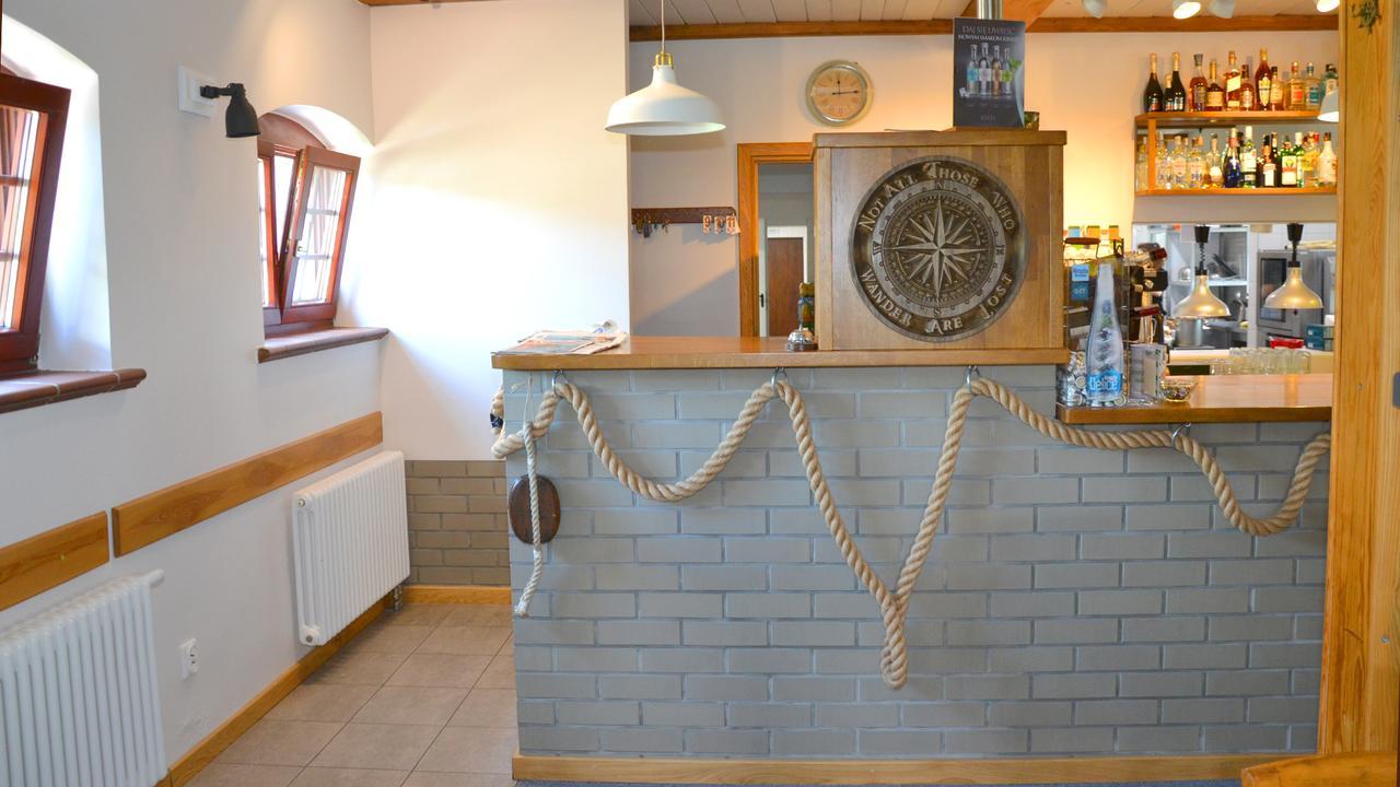 Tawerna Kaper Hotel Ilawa Luaran gambar