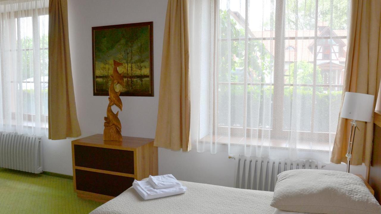 Tawerna Kaper Hotel Ilawa Luaran gambar